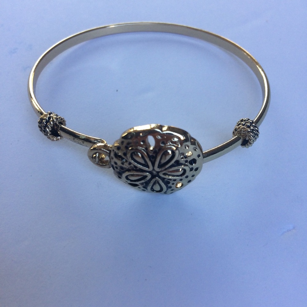 Gold Sand Dollar Bracelet
